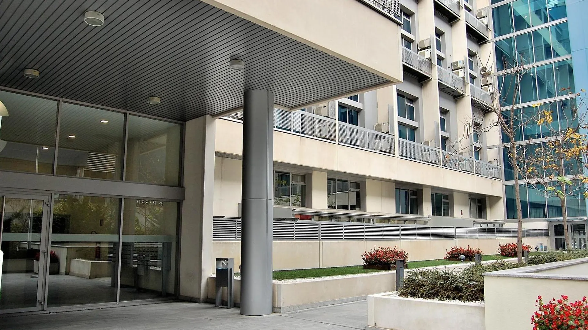 Oshun Sanchinarro Apartman Madrid